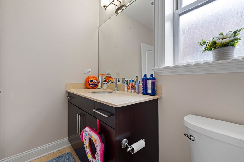 2811 N Bell Avenue 408 Property Photo 27