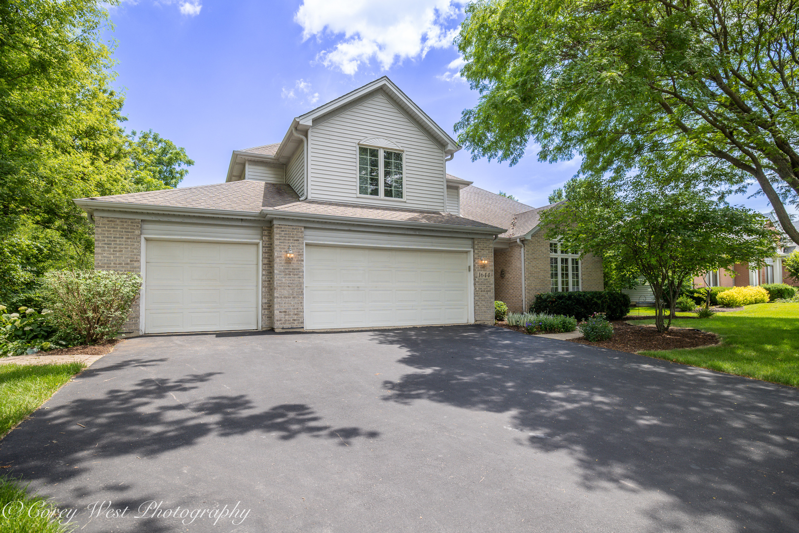 1644 Derby Drive Property Photo 3