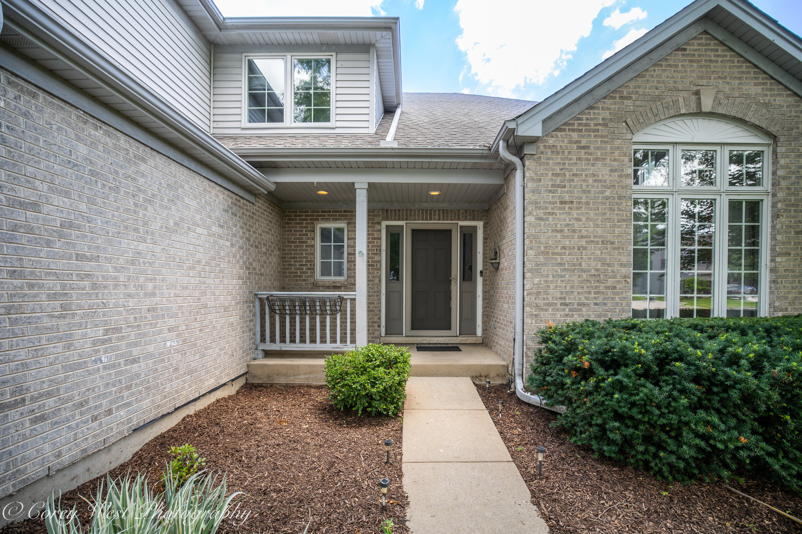 1644 Derby Drive Property Photo 4