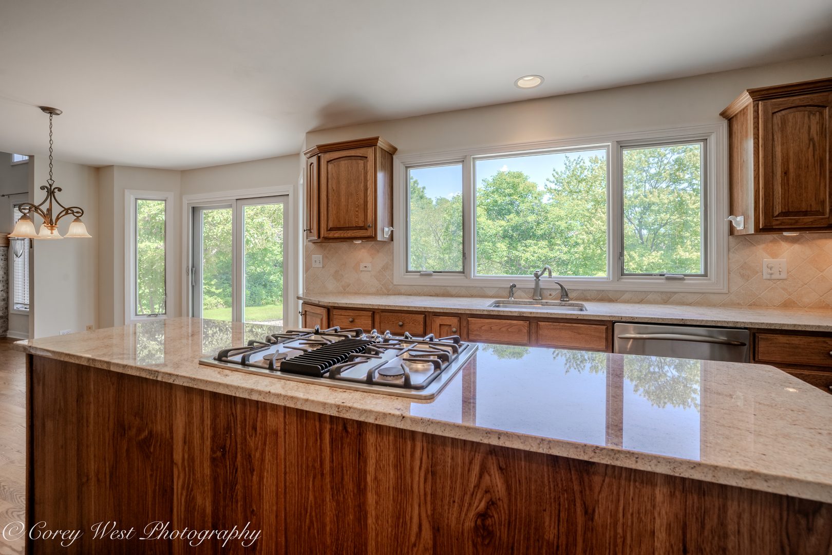 1644 Derby Drive Property Photo 11