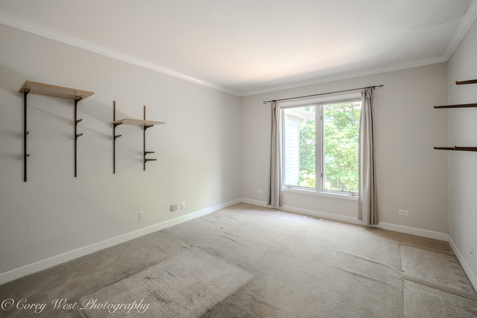1644 Derby Drive Property Photo 15