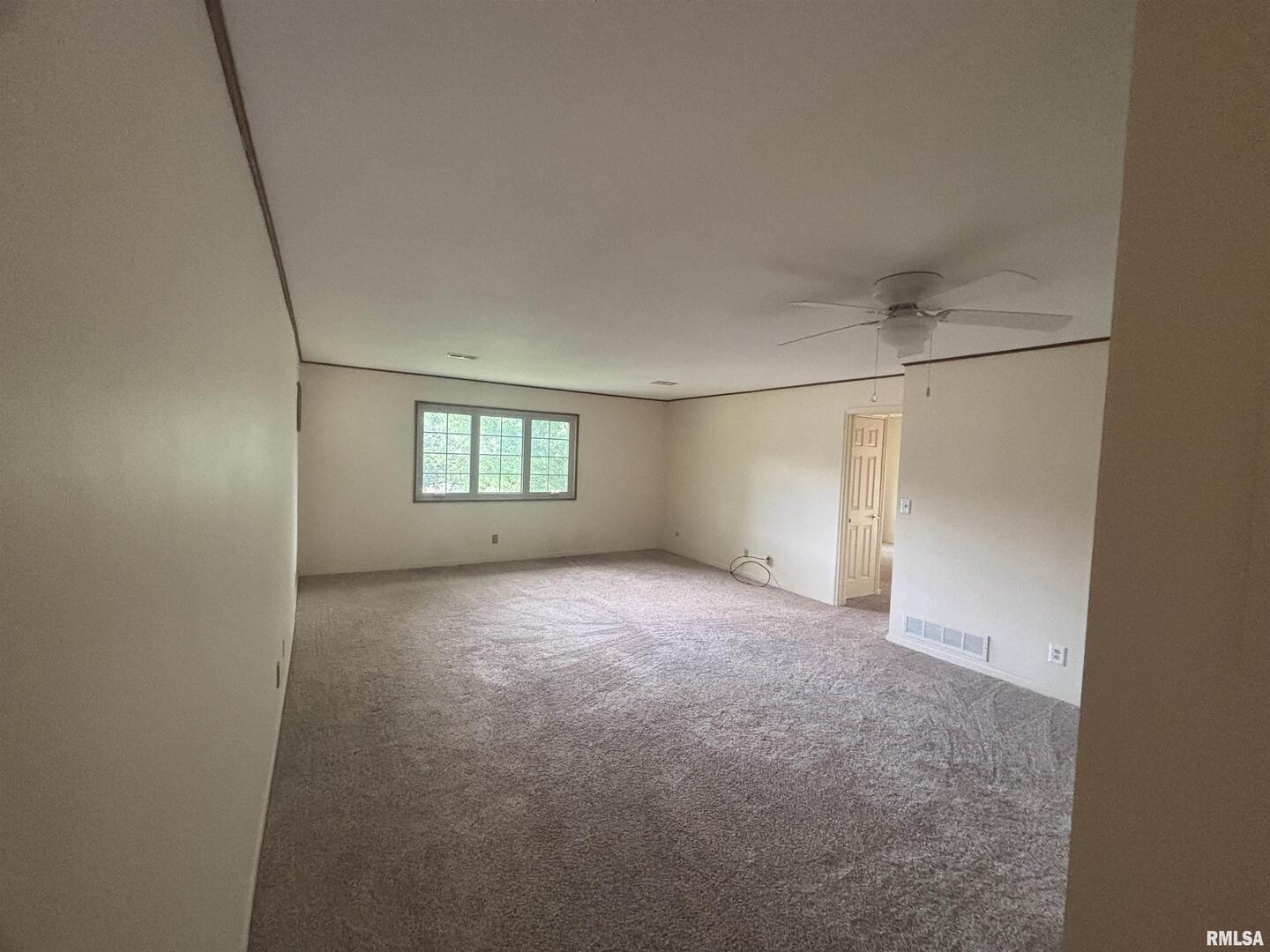 920 17th Street 28 Property Photo 4