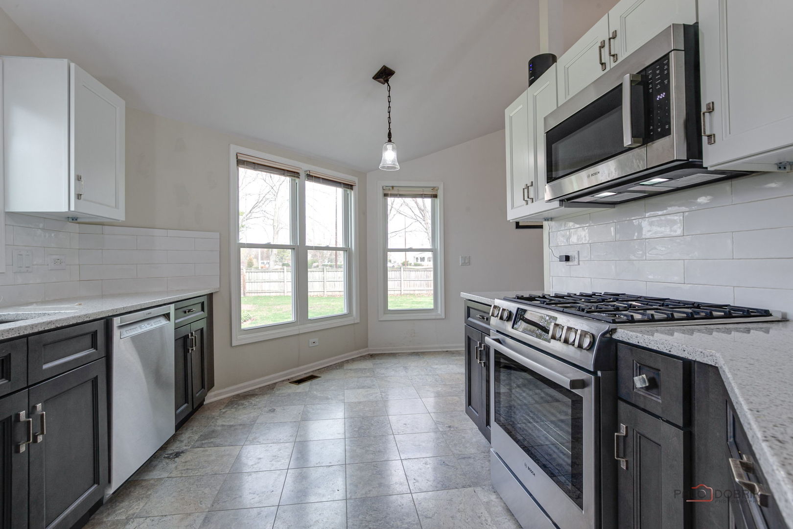 212 Willow Parkway Property Photo 6