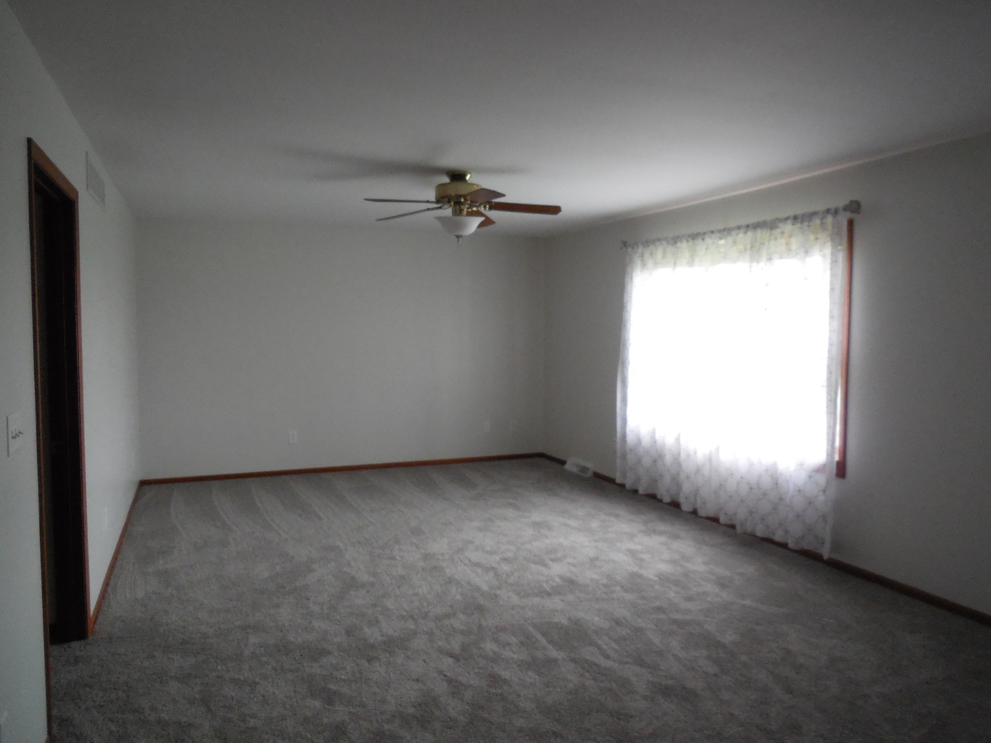 5385 Hoover Road Property Photo 12