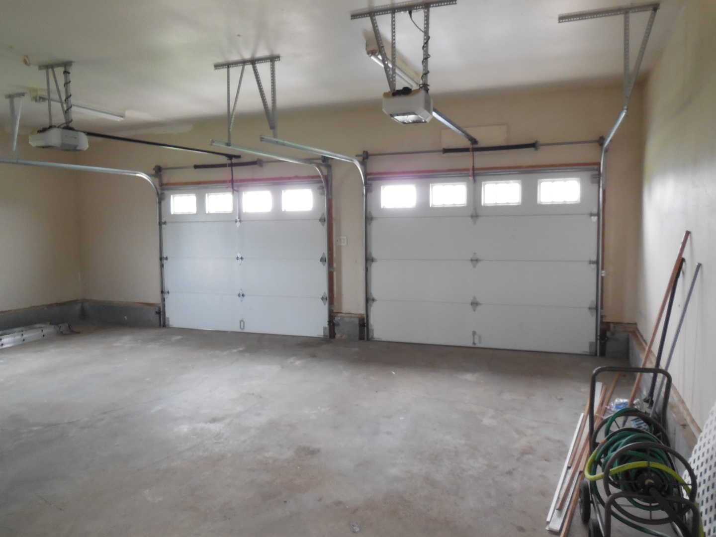 5385 Hoover Road Property Photo 34