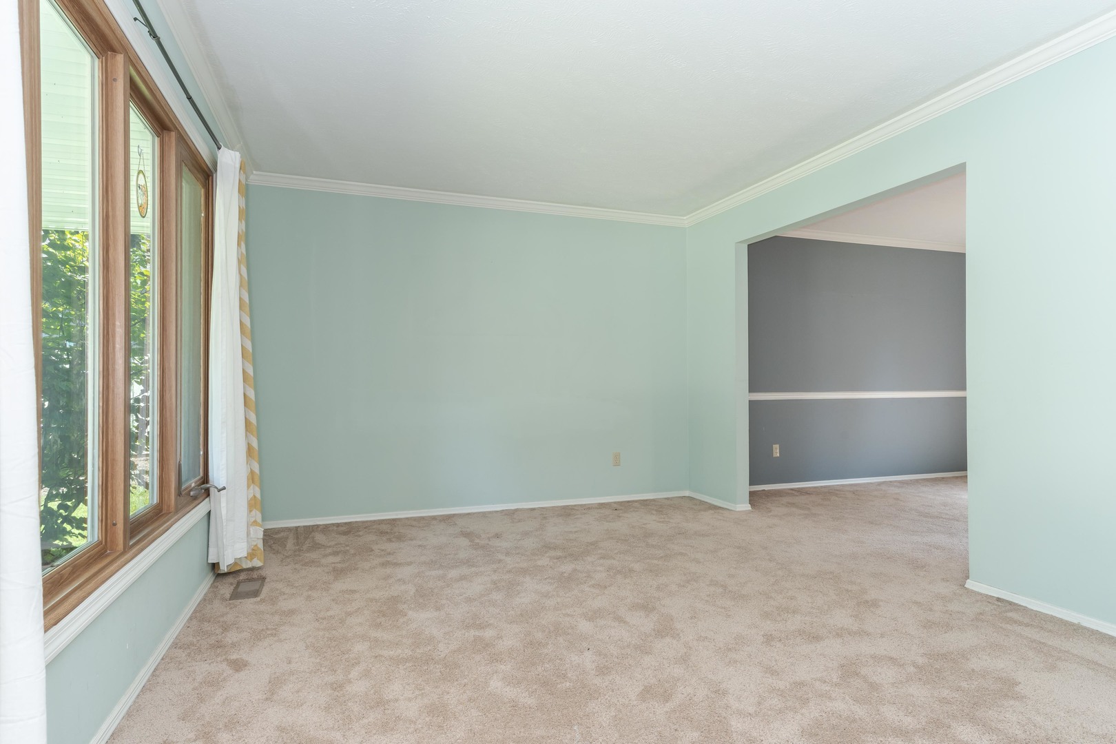 34 Chiswick Circle Property Photo 4