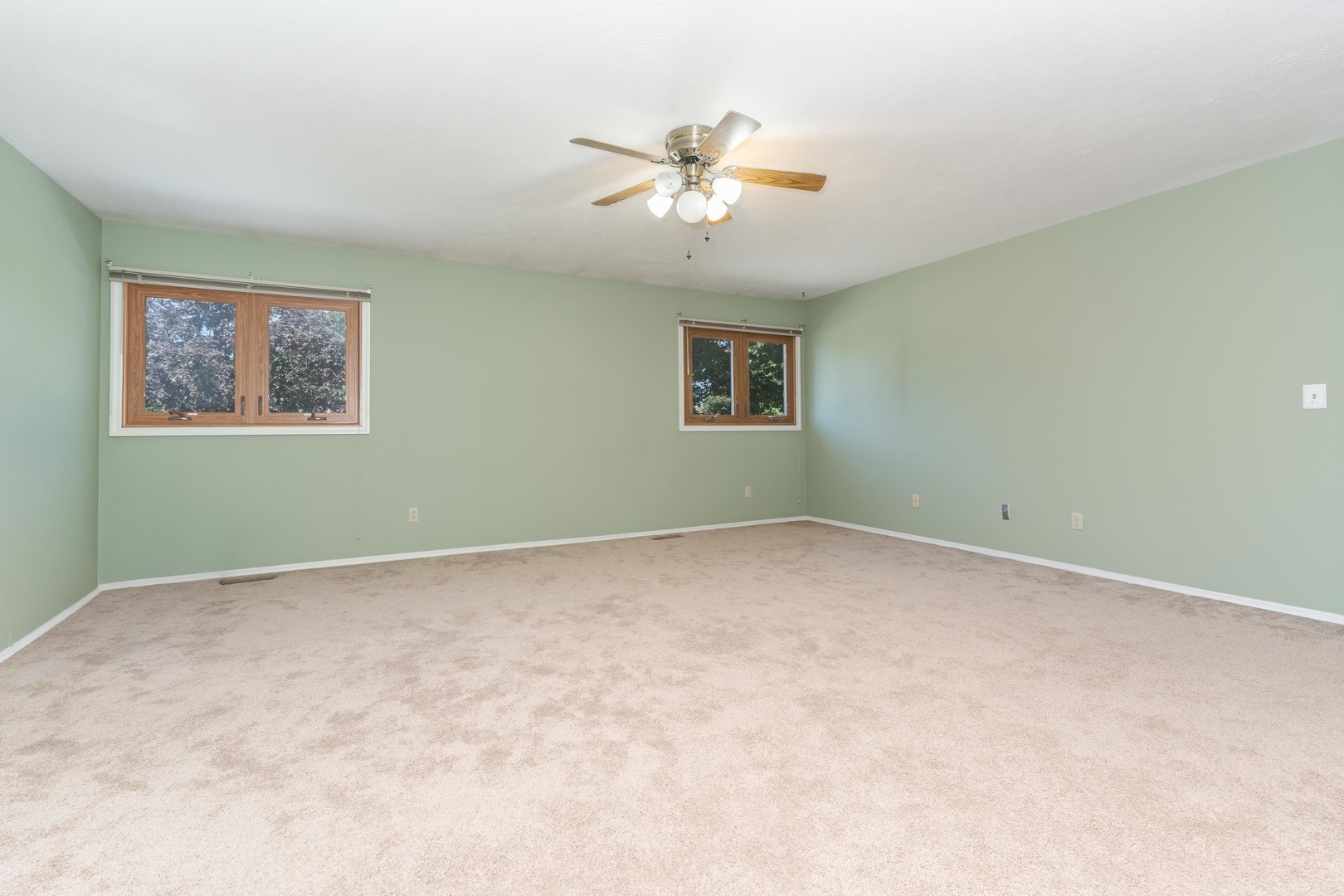 34 Chiswick Circle Property Photo 22