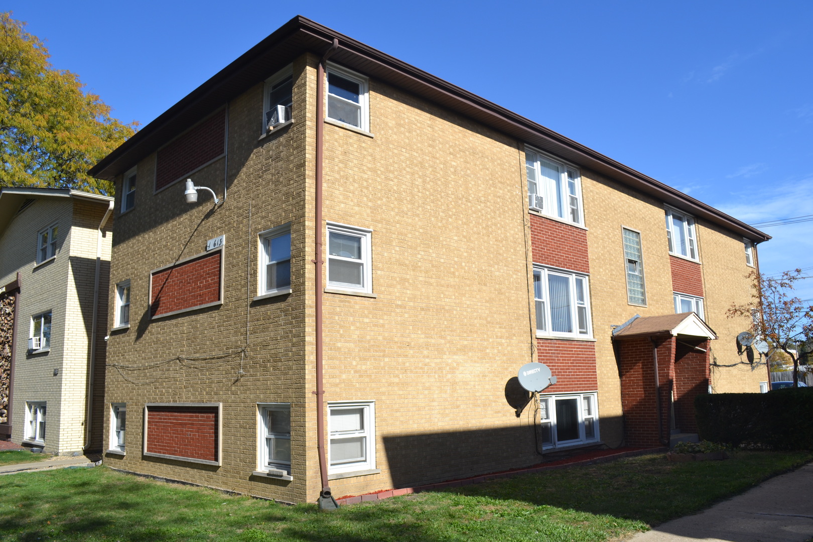 14613 Keystone Avenue Property Photo 1