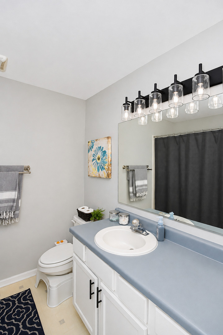299 Ashbury Lane 1526-2 Property Photo 18
