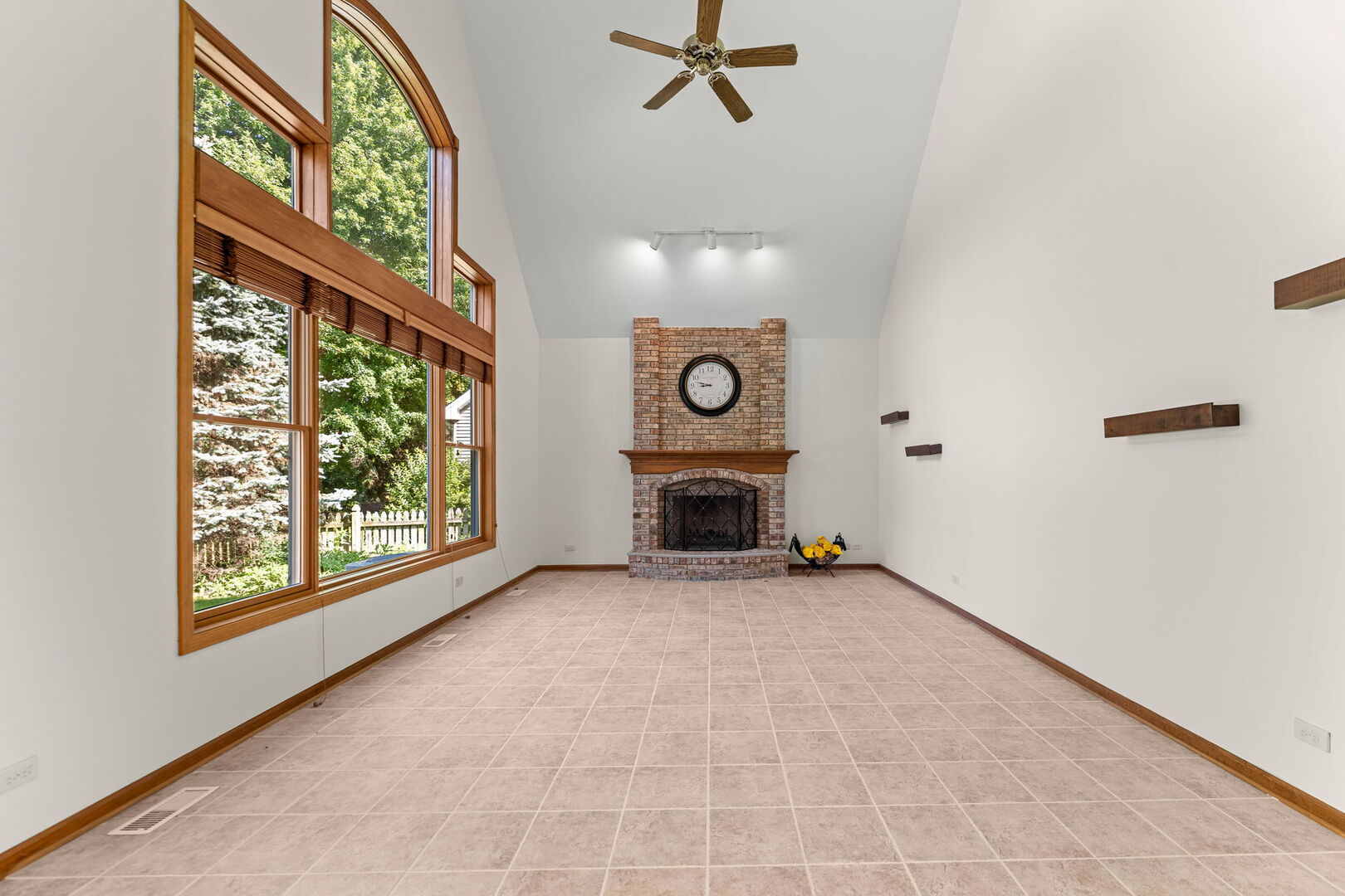 9 N Daniels Drive Property Photo 26