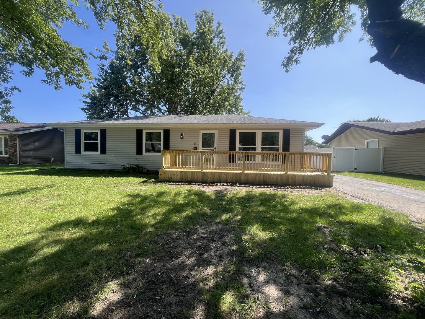 11 Bonds Drive Property Photo 2