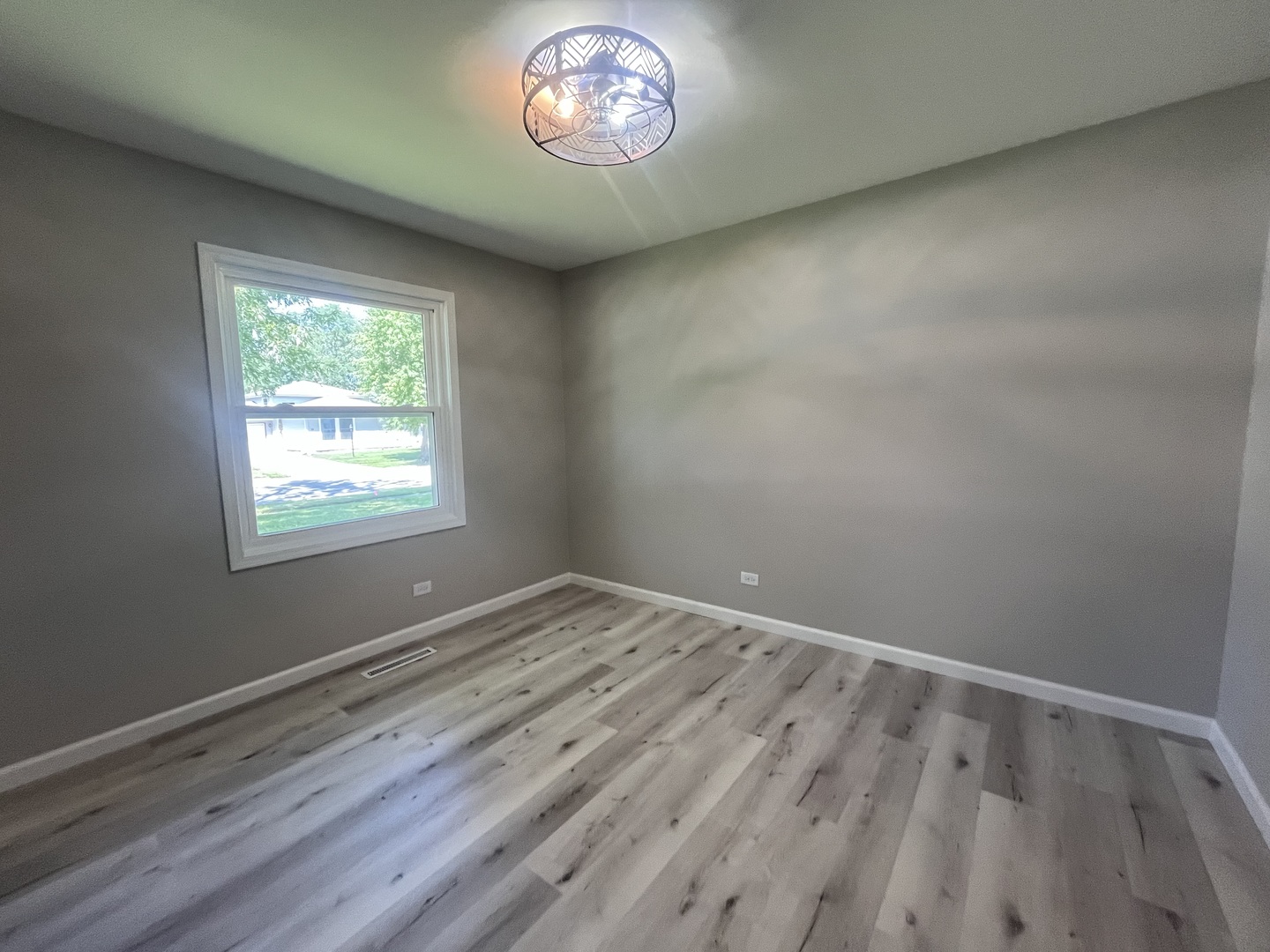 11 Bonds Drive Property Photo 12