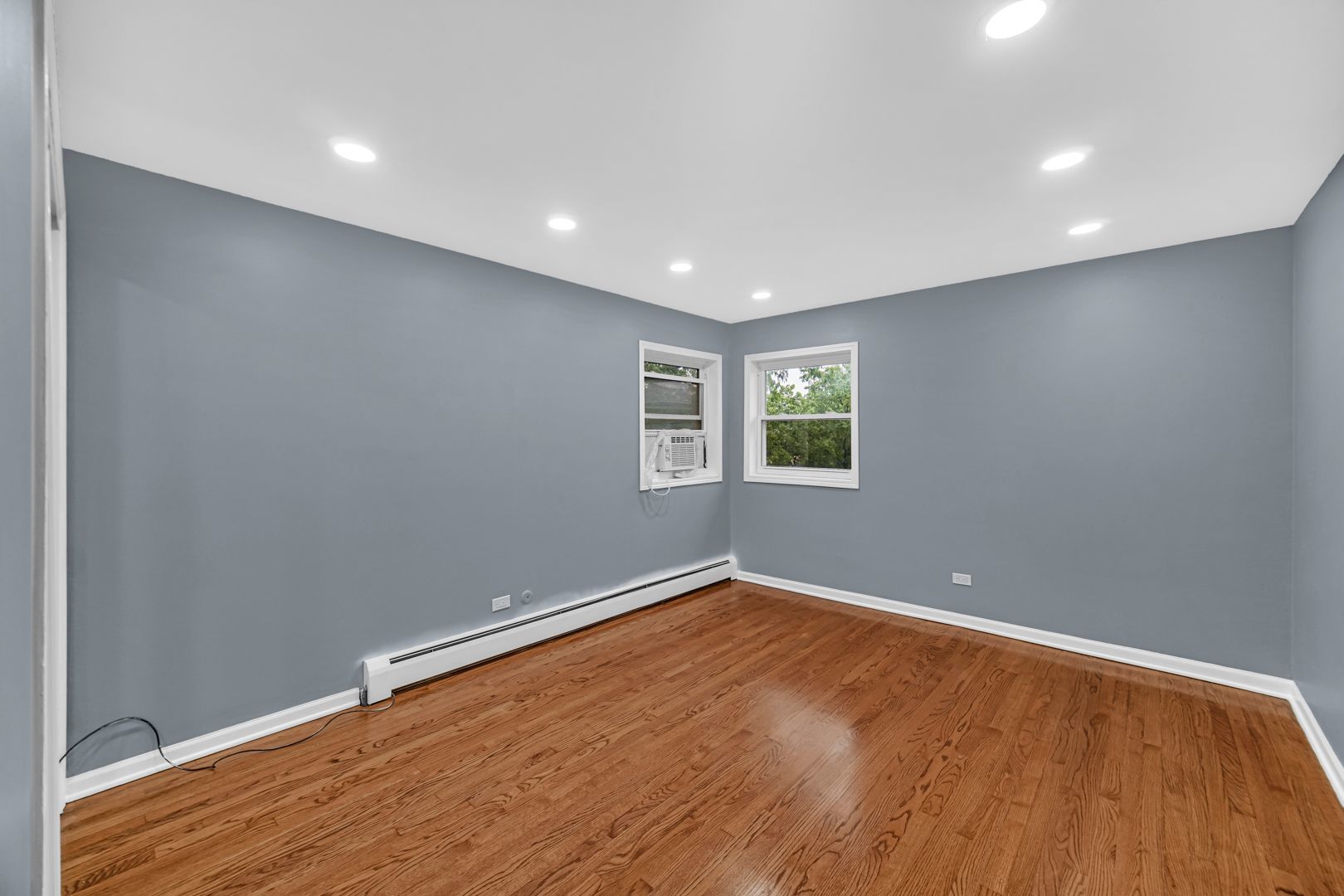 5700 W Montrose Avenue 3d Property Photo 12