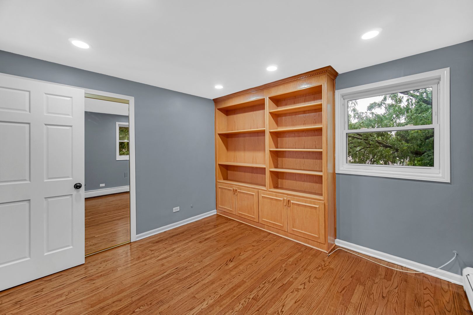 5700 W Montrose Avenue 3d Property Photo 15