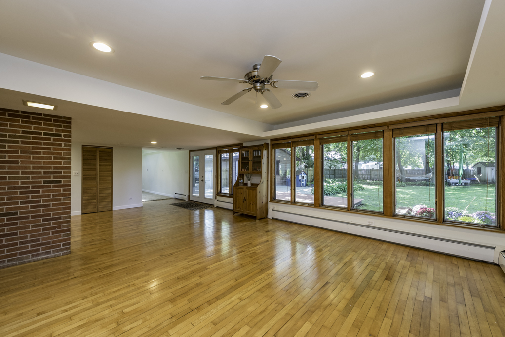 37696 N North Avenue Property Photo 15