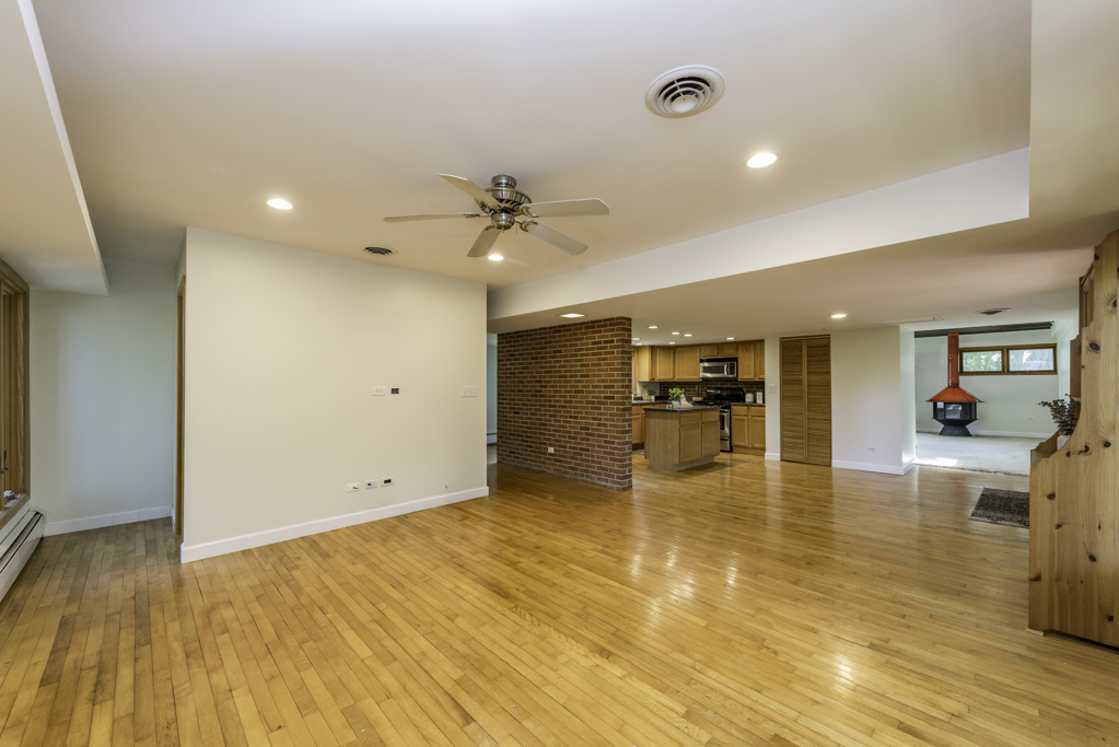 37696 N North Avenue Property Photo 16