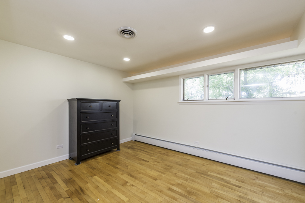 37696 N North Avenue Property Photo 21