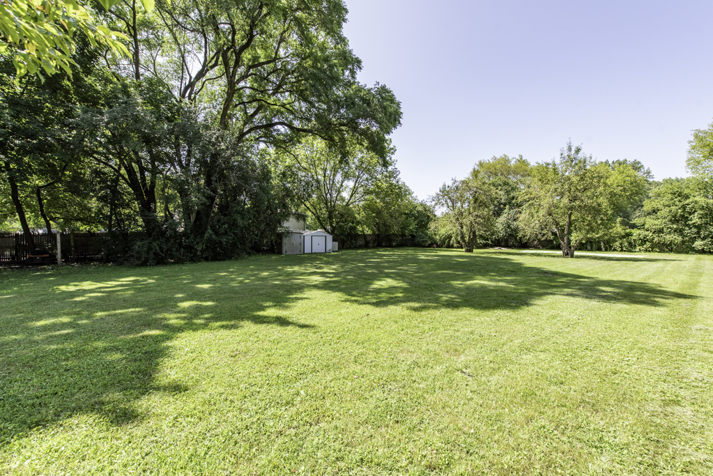 37696 N North Avenue Property Photo 35