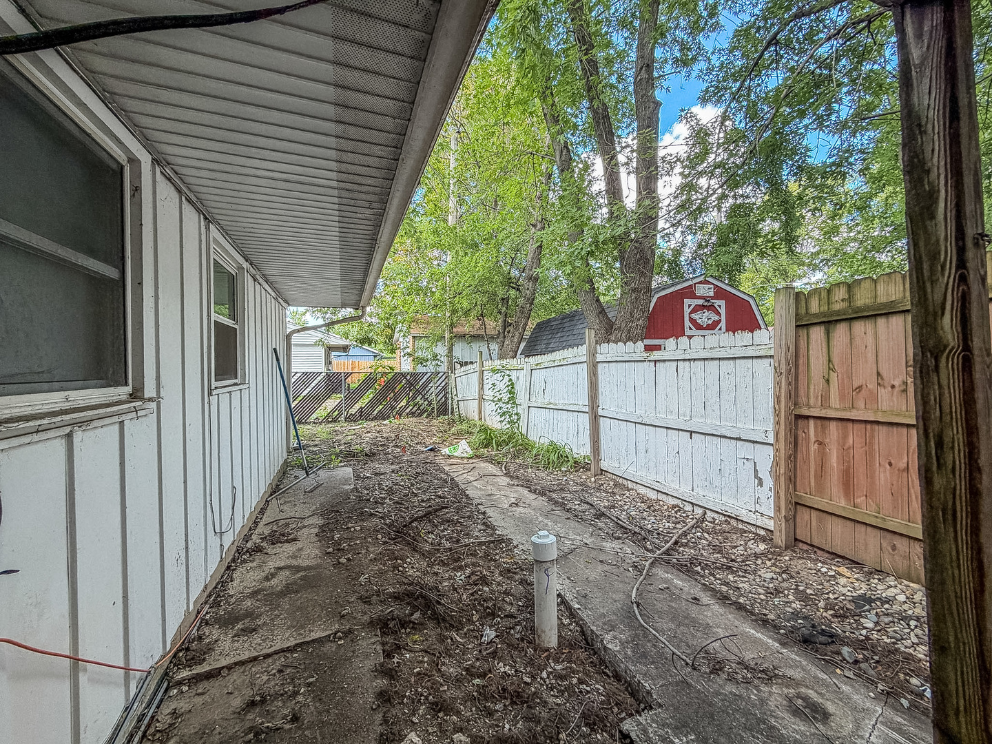 910 Maplepark Drive Property Photo 19