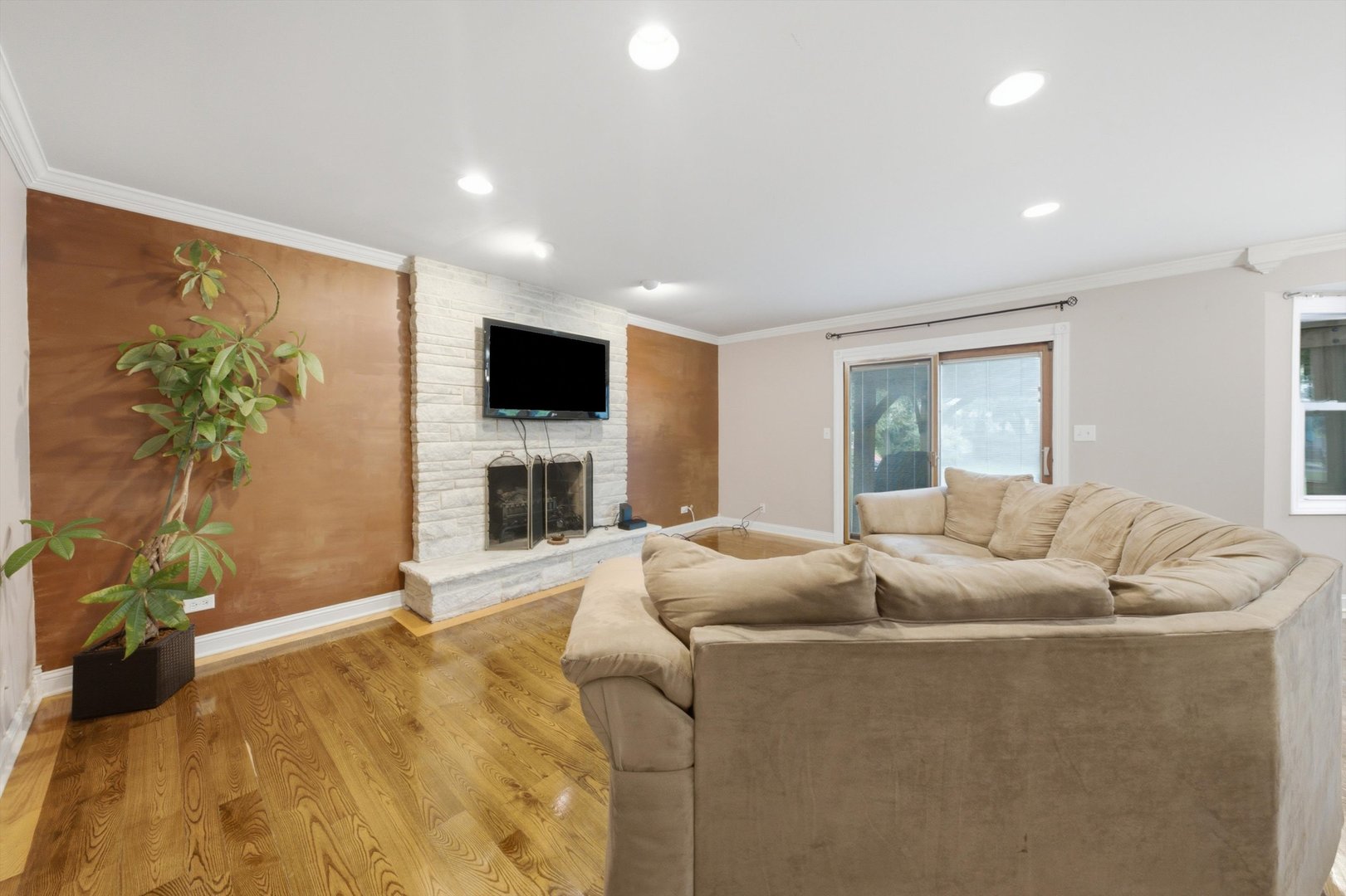743 Dunham Lane Property Photo 15