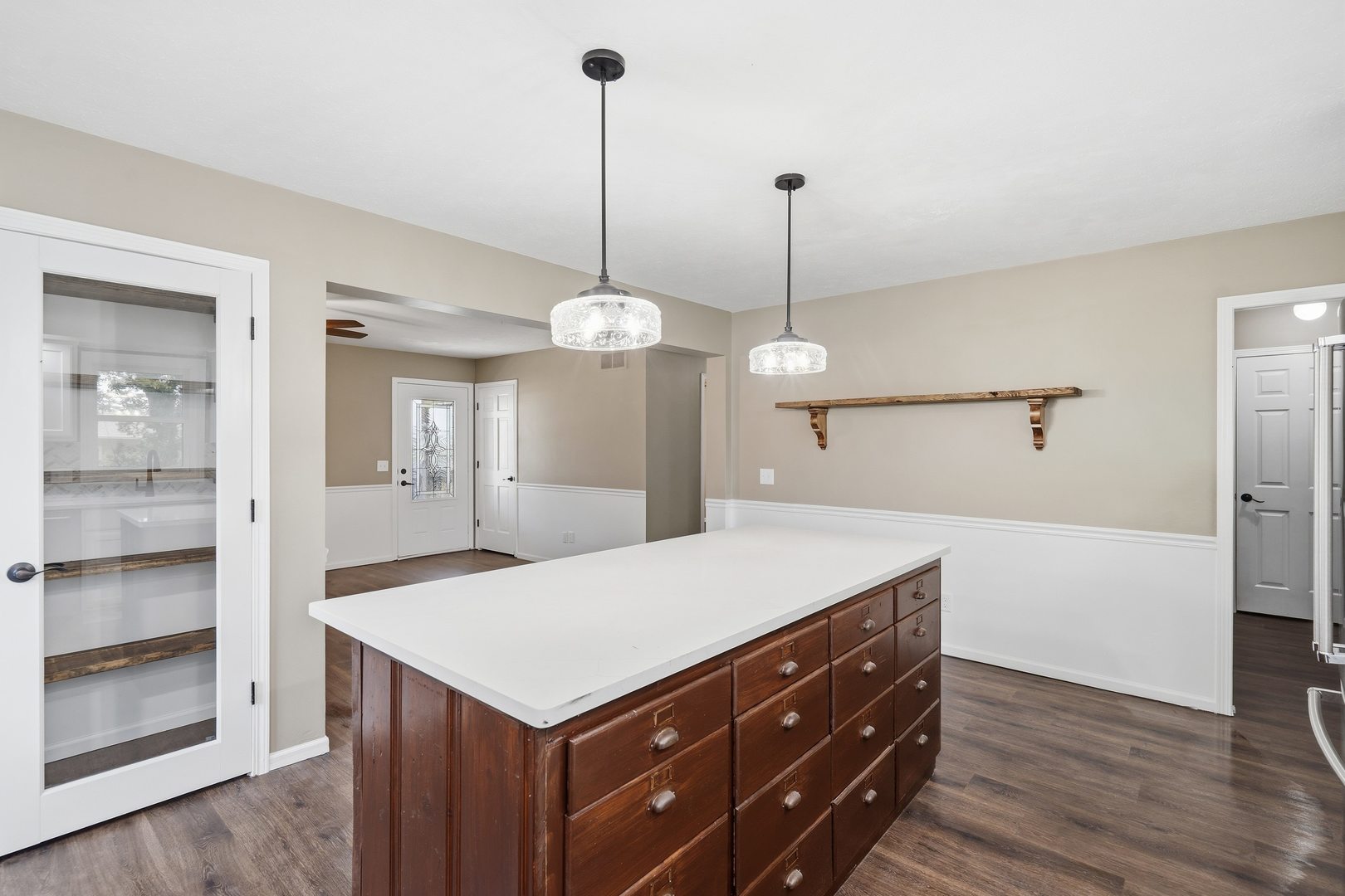 245 First Street Property Photo 6