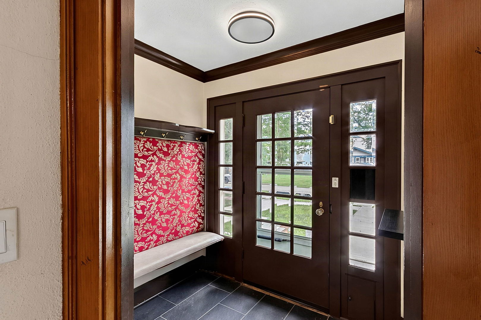 1627 Jackson Street Property Photo 4