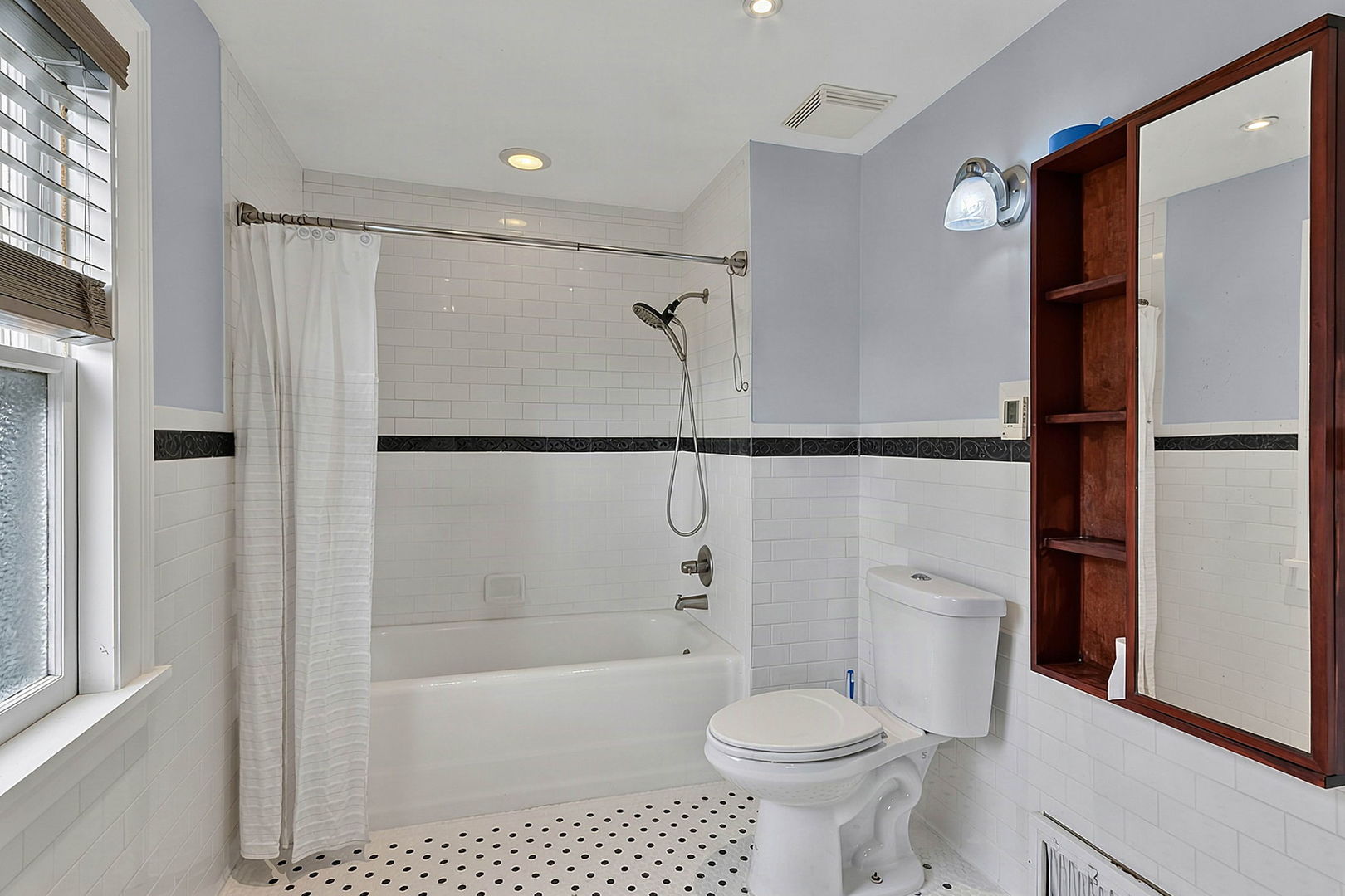 1627 Jackson Street Property Photo 33