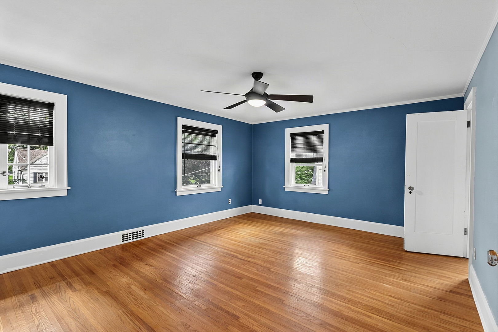 1627 Jackson Street Property Photo 43