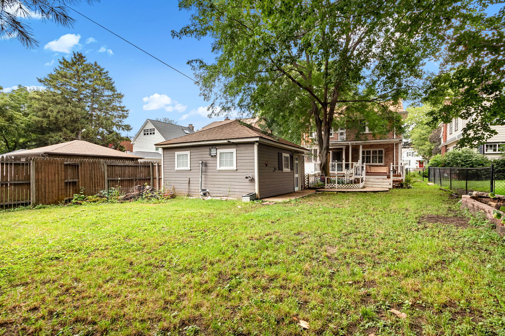 1627 Jackson Street Property Photo 63