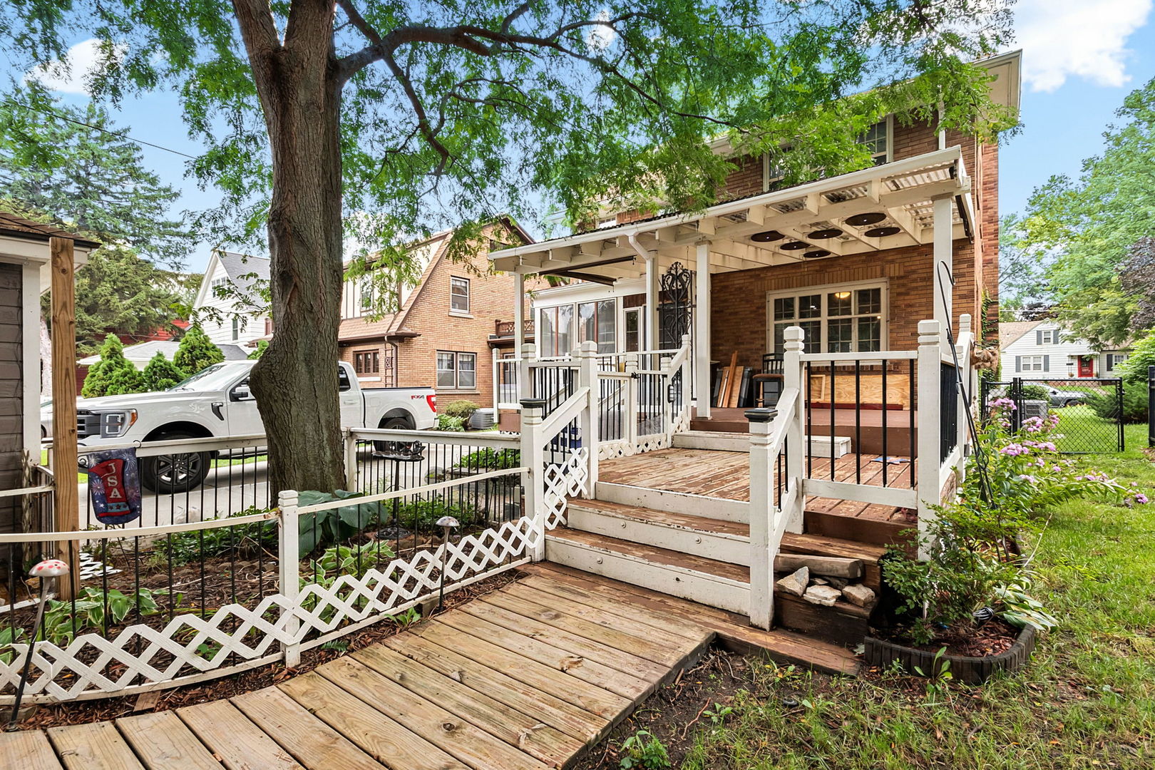 1627 Jackson Street Property Photo 67