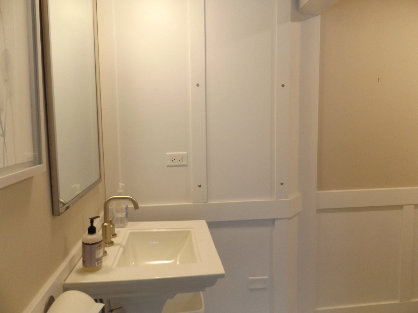 1015 S Arlington Heights Road Property Photo 7
