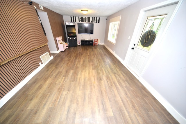 406 W Park Street Property Photo 26