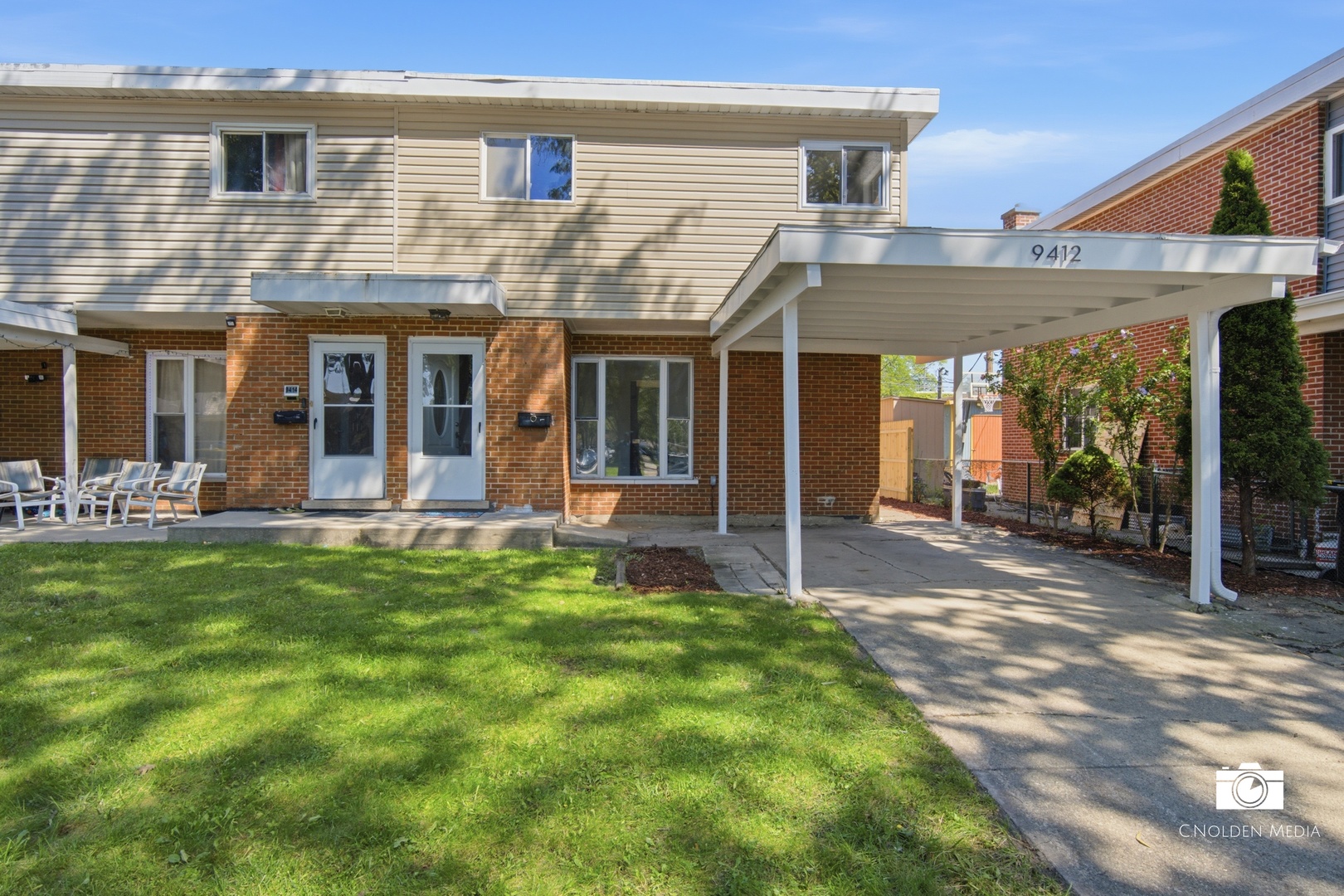 9412 Noel Avenue Property Photo 4