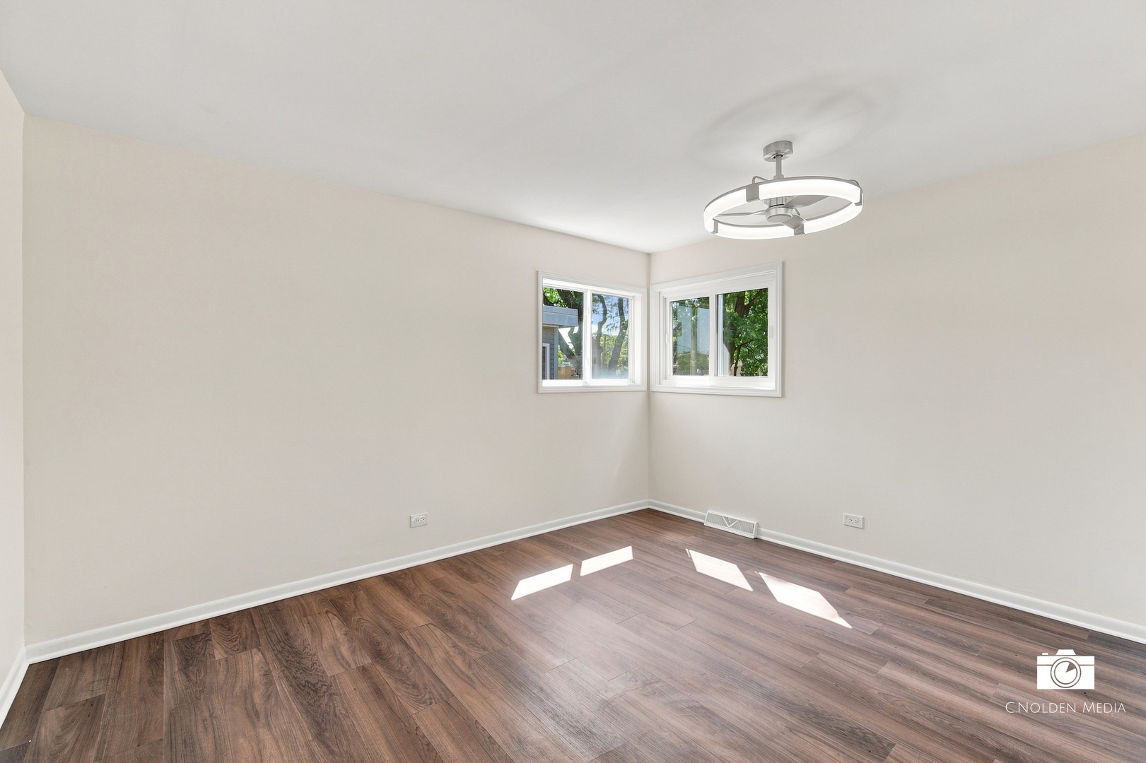 9412 Noel Avenue Property Photo 29