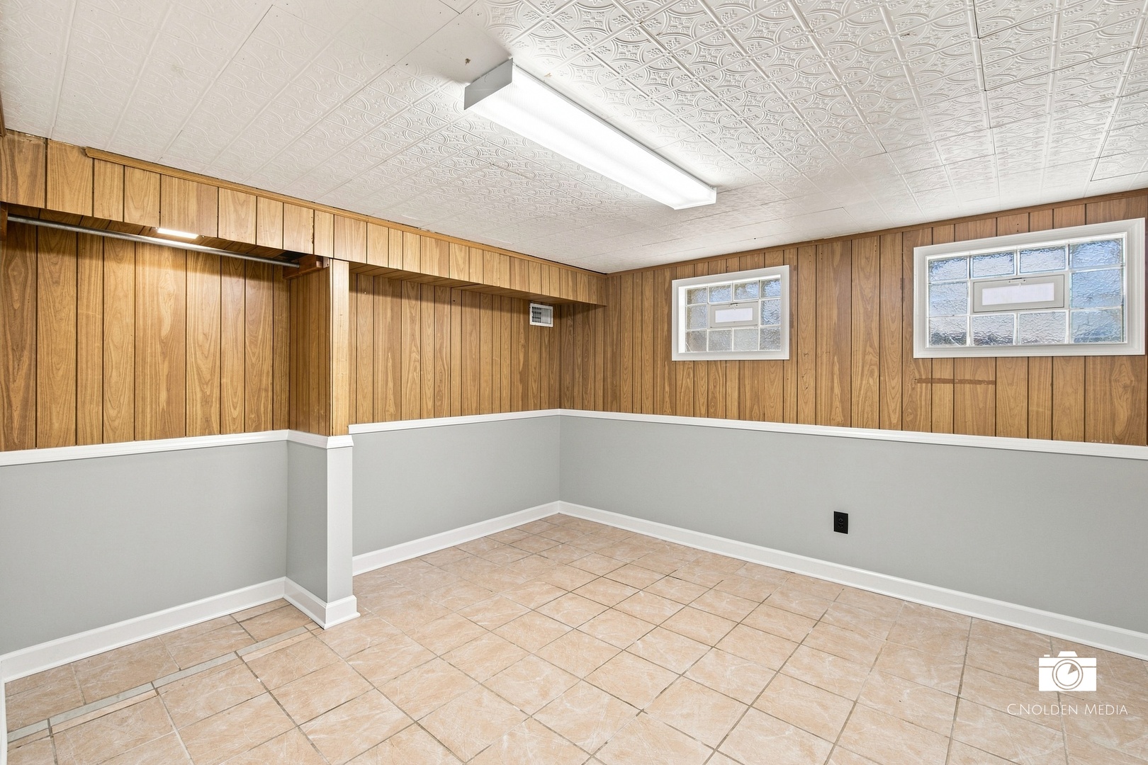 9412 Noel Avenue Property Photo 32