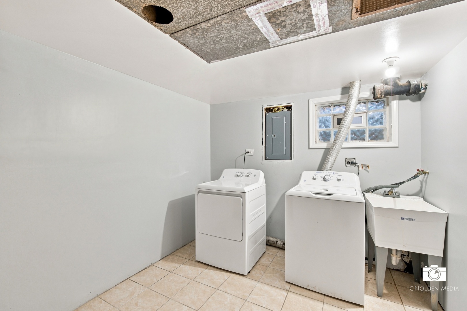 9412 Noel Avenue Property Photo 34