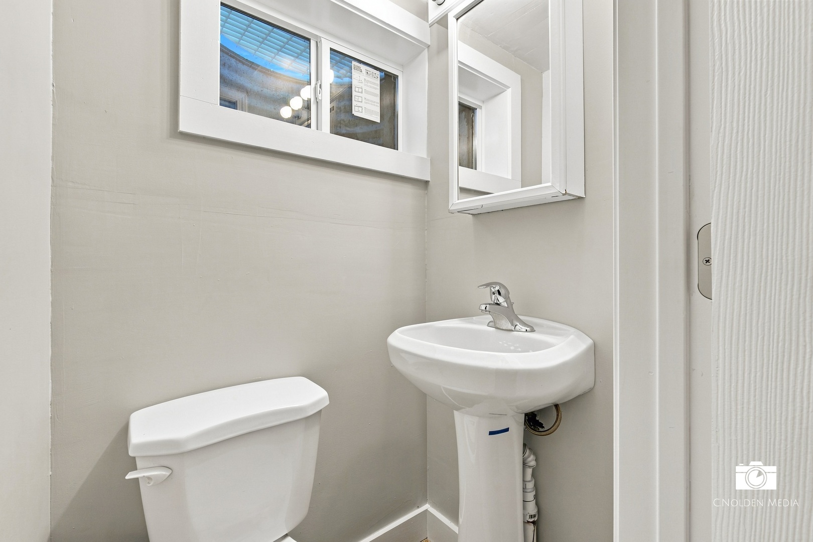 9412 Noel Avenue Property Photo 36