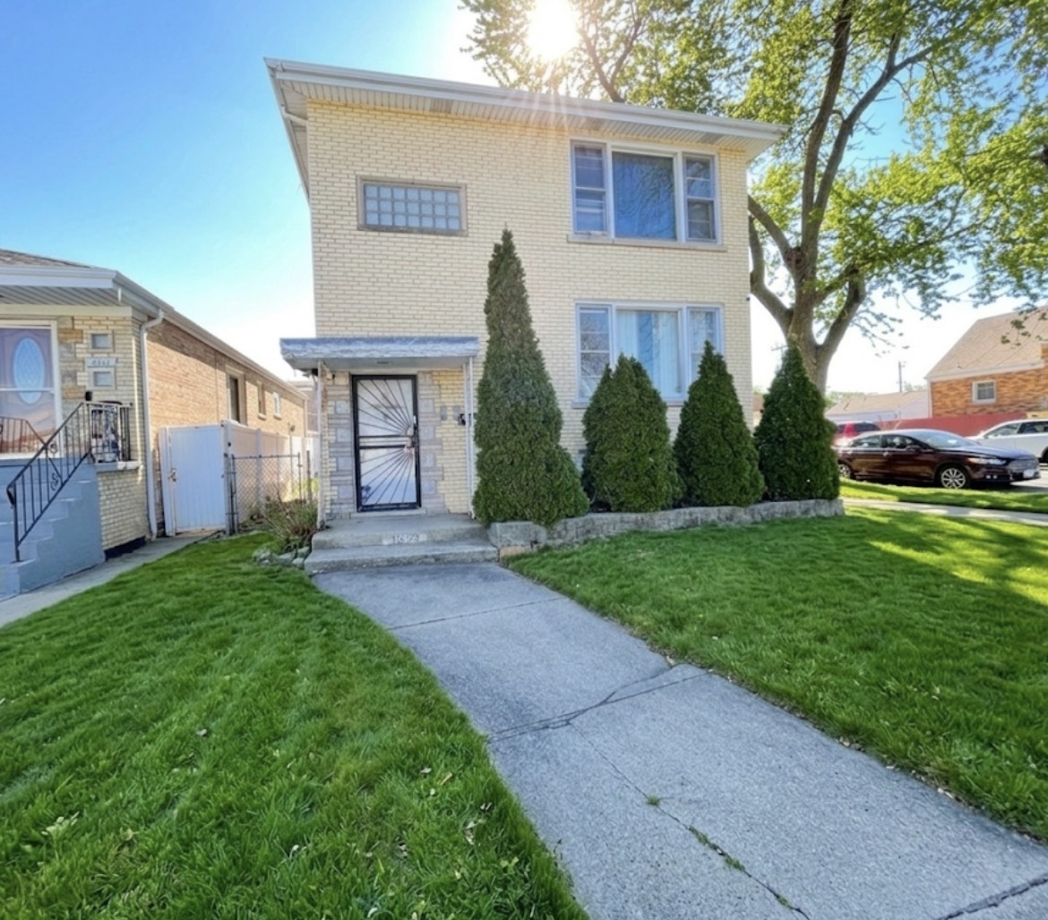 3653 W 71st Street Property Photo 1