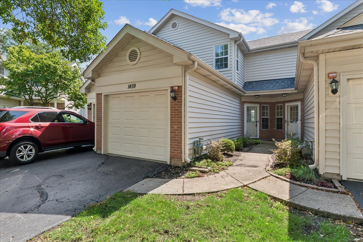 1459 Golfview Drive Property Photo 1