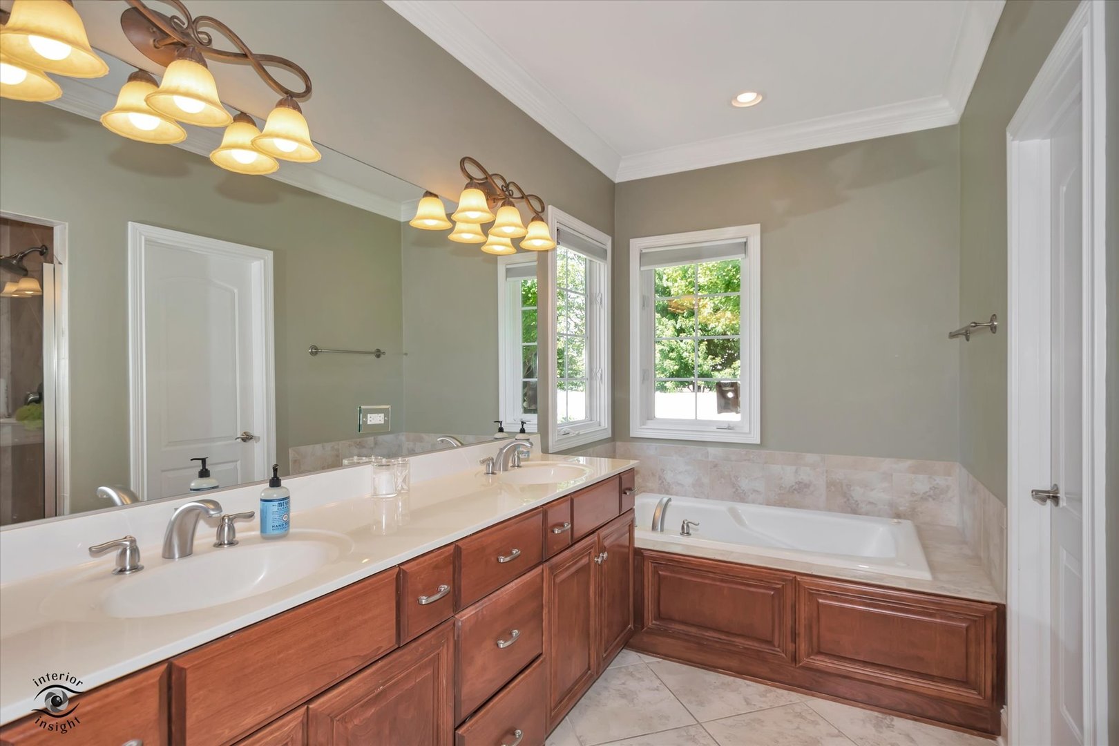 1169 Coyote Run Property Photo 19