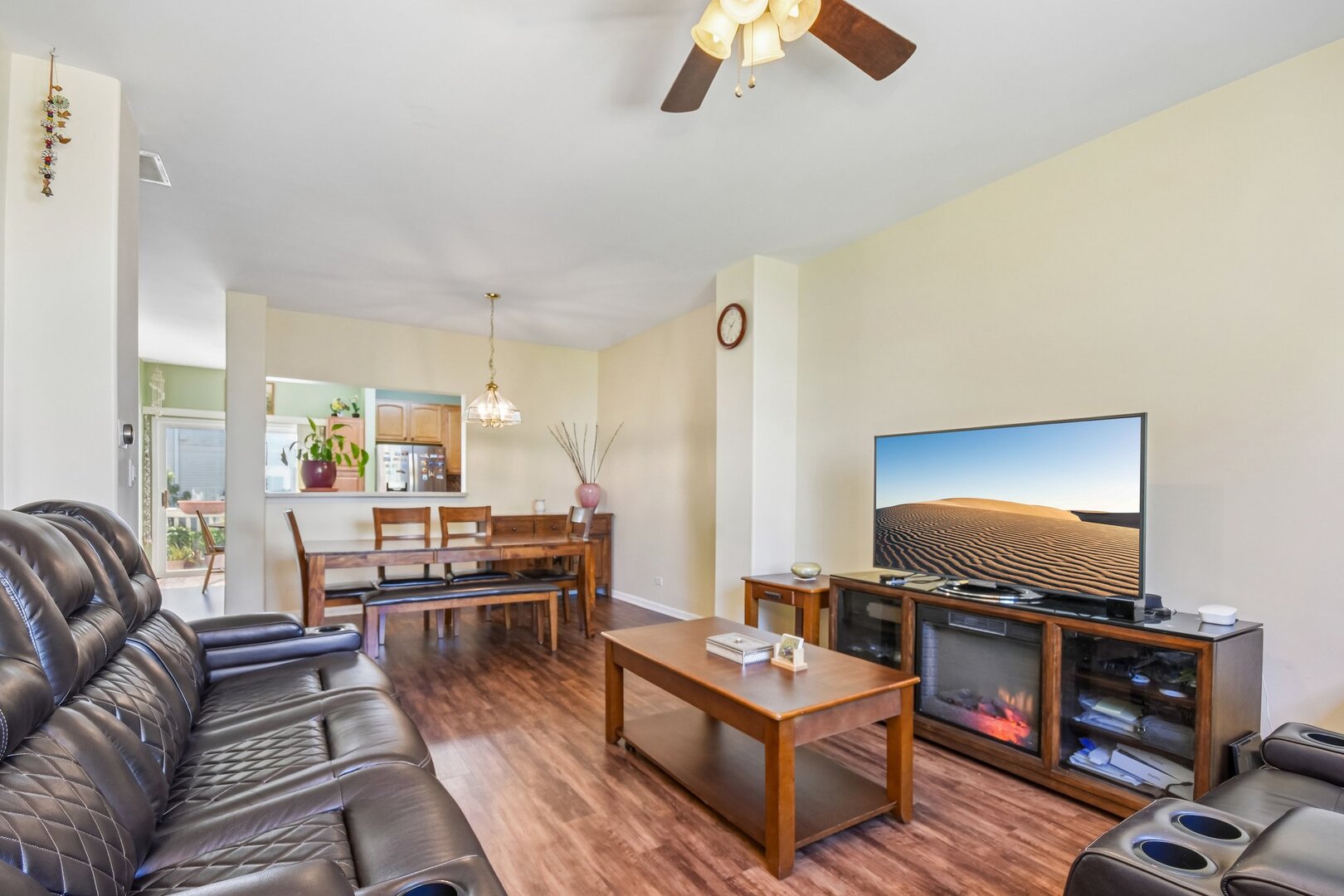641 S Rosehall Lane Property Photo 4