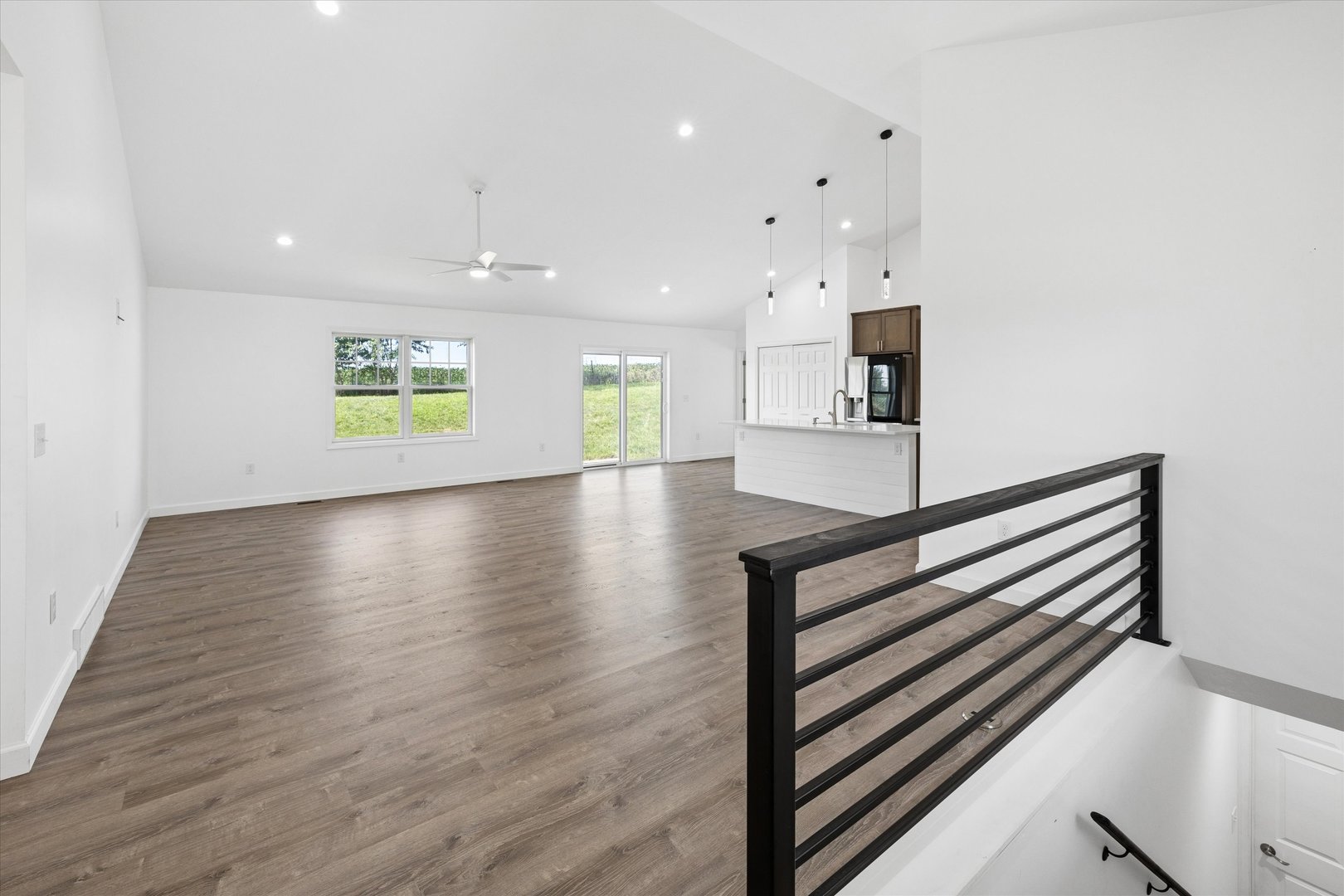 3548 Tower Court Property Photo 10