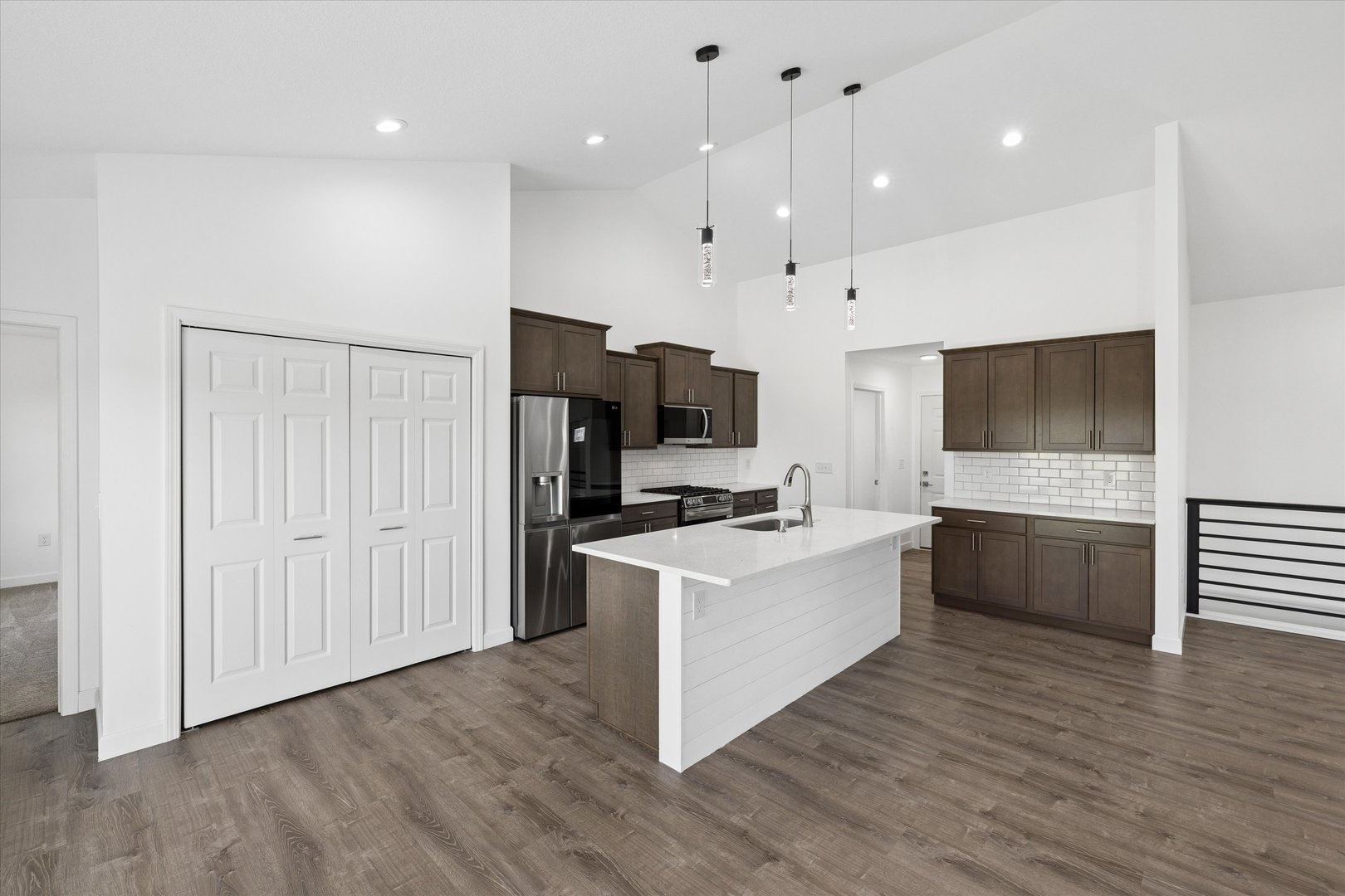 3548 Tower Court Property Photo 17