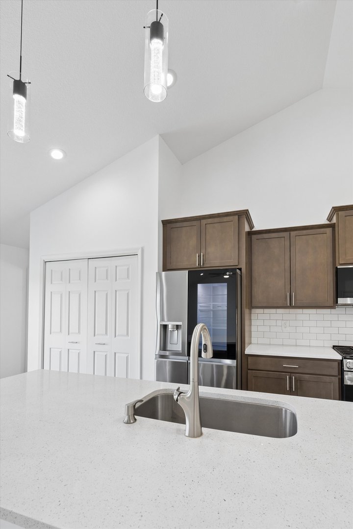 3548 Tower Court Property Photo 19