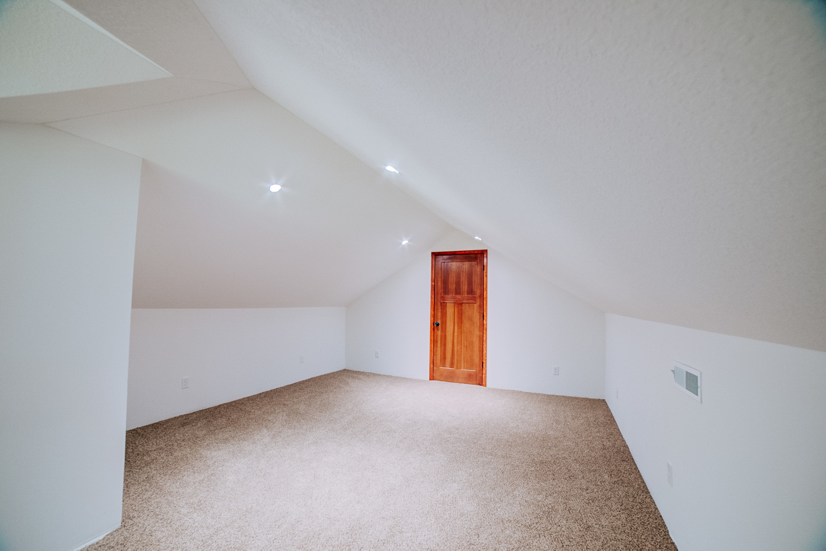 517 E Mulberry Street Property Photo 37