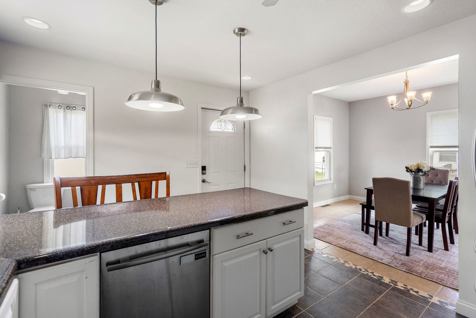 2025 39th Street Property Photo 10