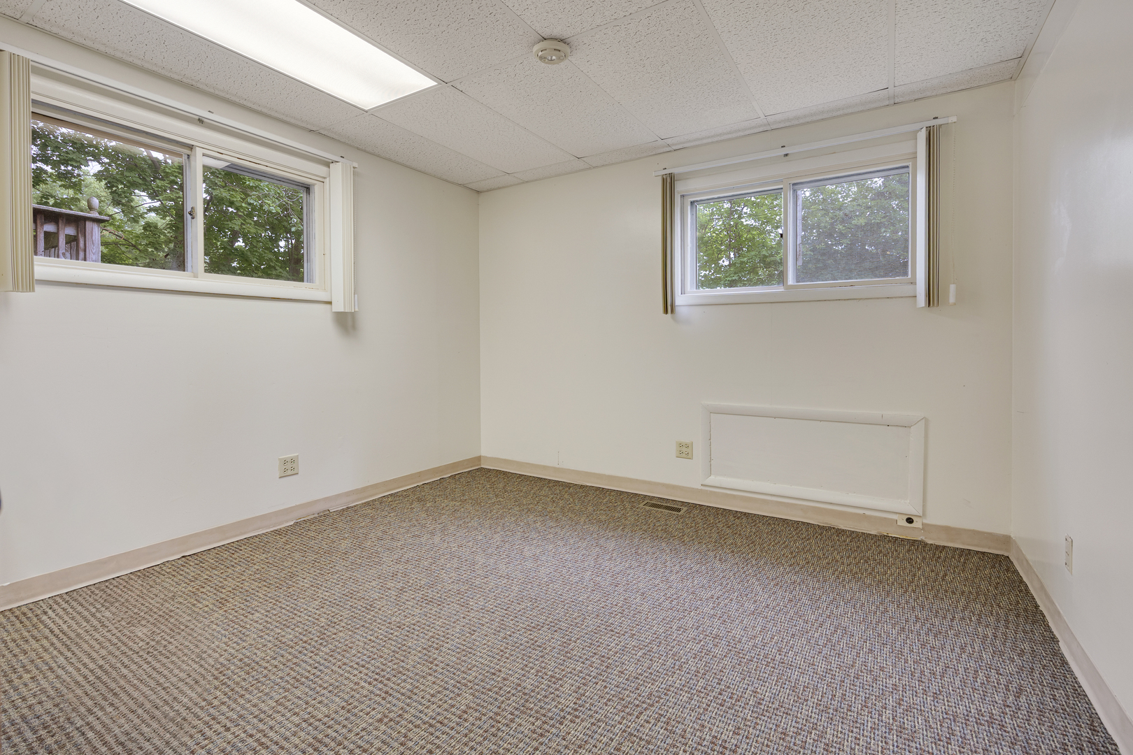 526 W South Street Property Photo 14