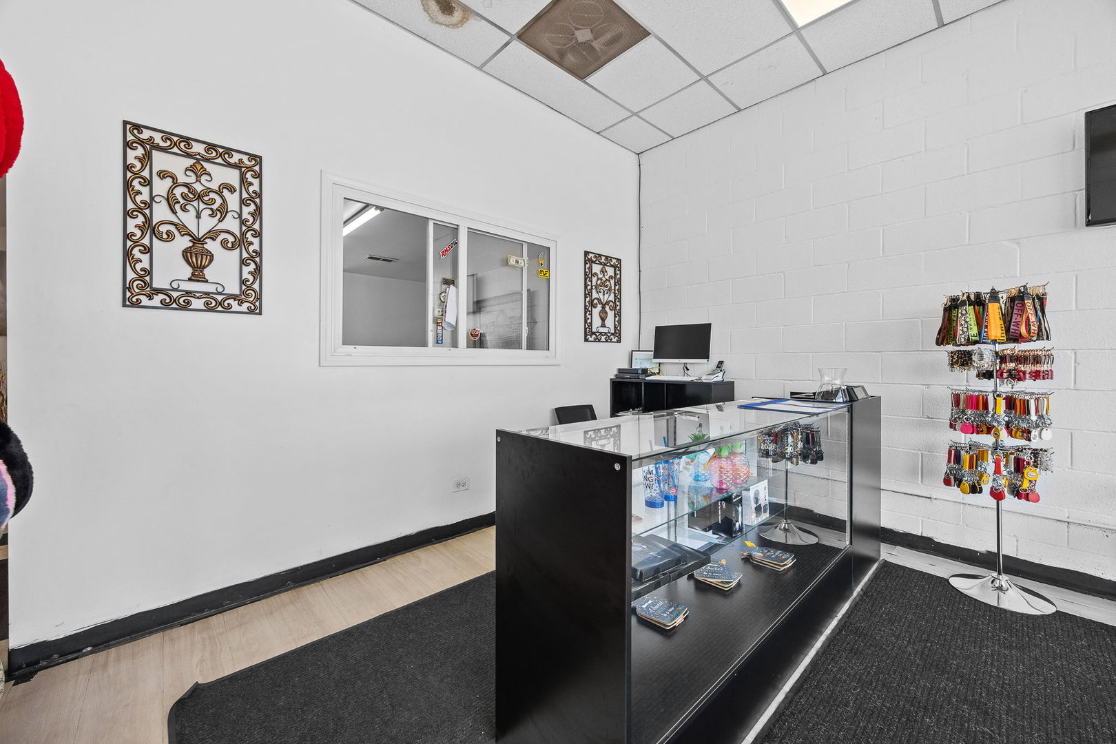 5233 111 Street Property Photo 10