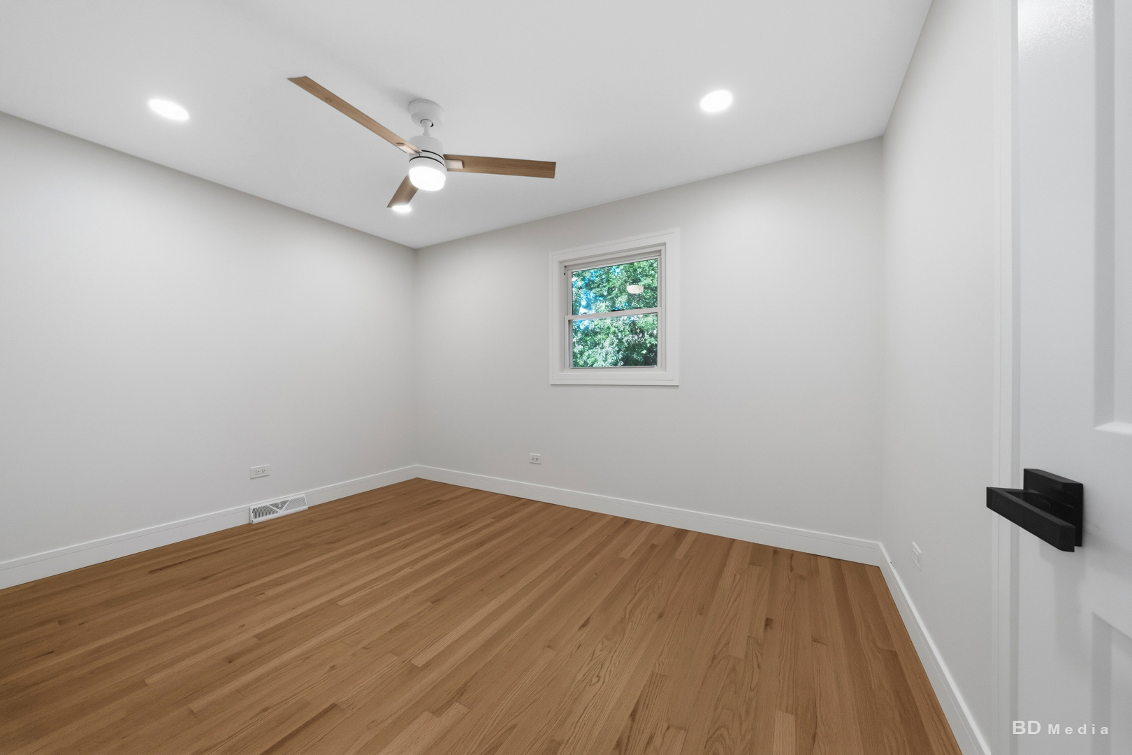 709 N Reef Road Property Photo 13