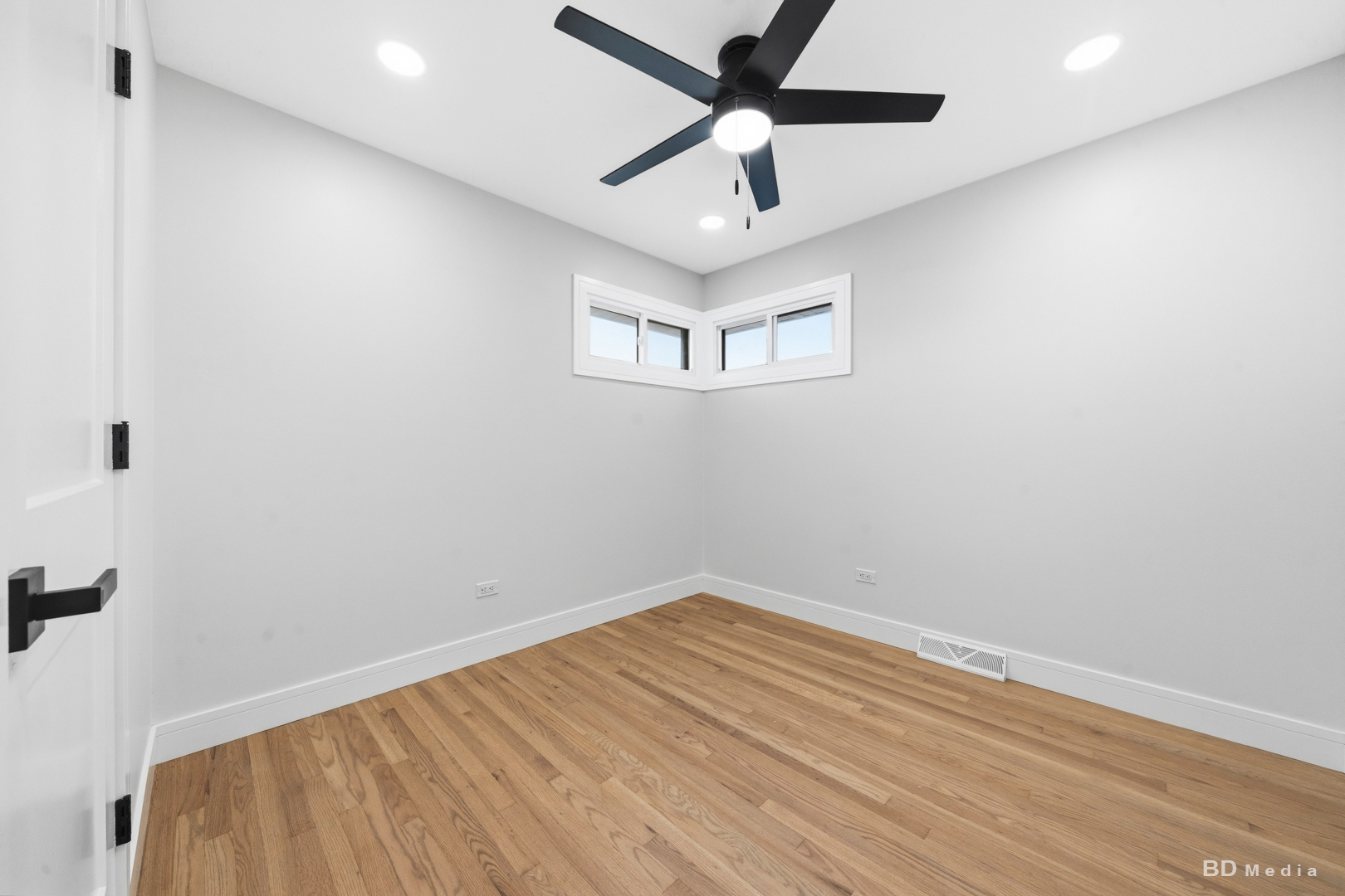 709 N Reef Road Property Photo 14